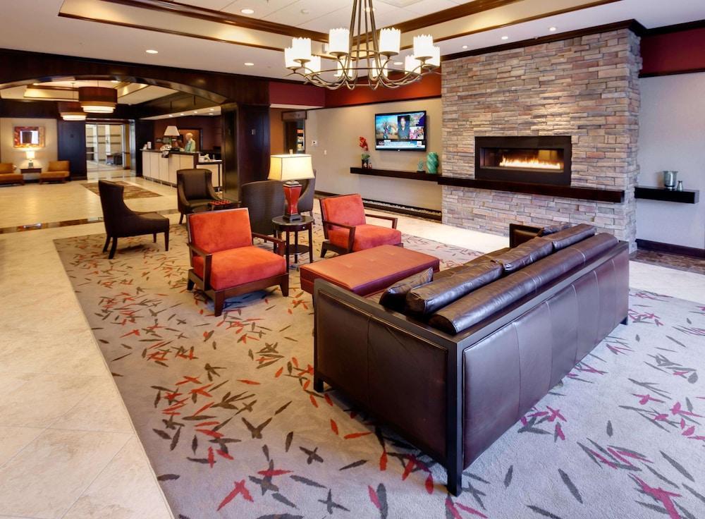 Hampton Inn & Suites Buffalo/Downtown Bagian luar foto