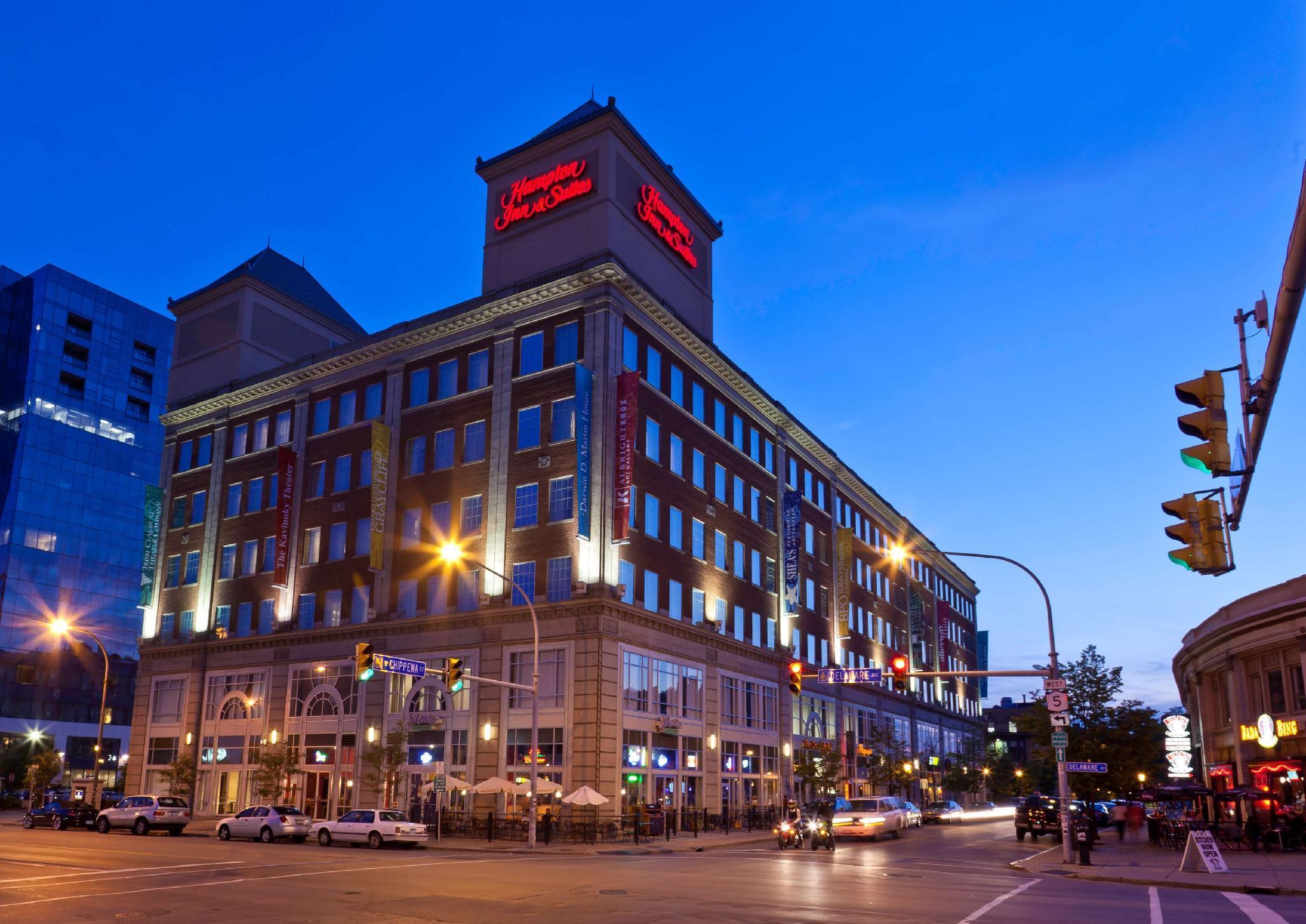 Hampton Inn & Suites Buffalo/Downtown Bagian luar foto